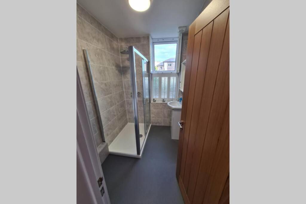 Beautiful Seaside Apartment With Parking Ventnor Esterno foto